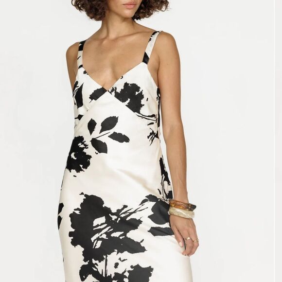 Charcoal Zaya Maxi Dress (Noir Bloom) Size 12 NWT in packaging - Picture 2 of 8